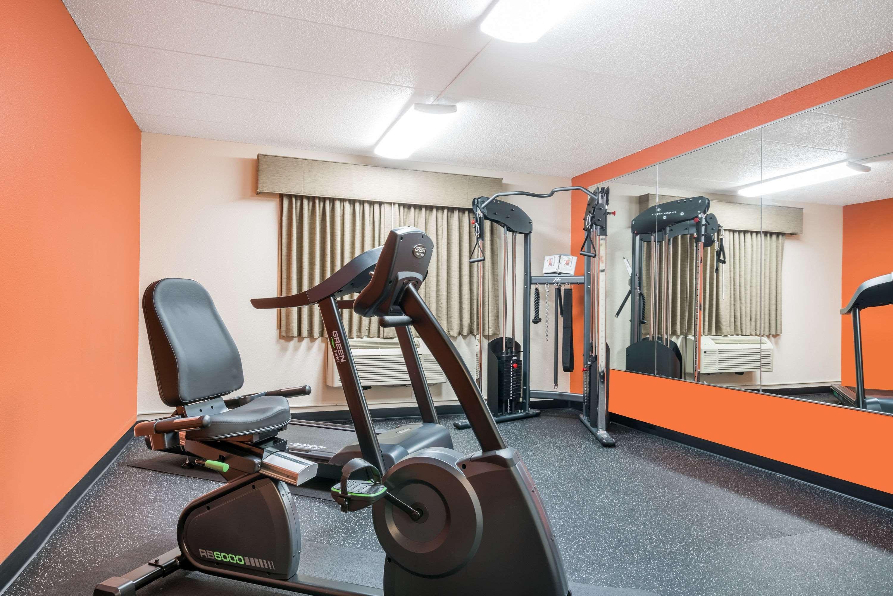 Baymont By Wyndham Bloomington Msp Airport Motel 2*