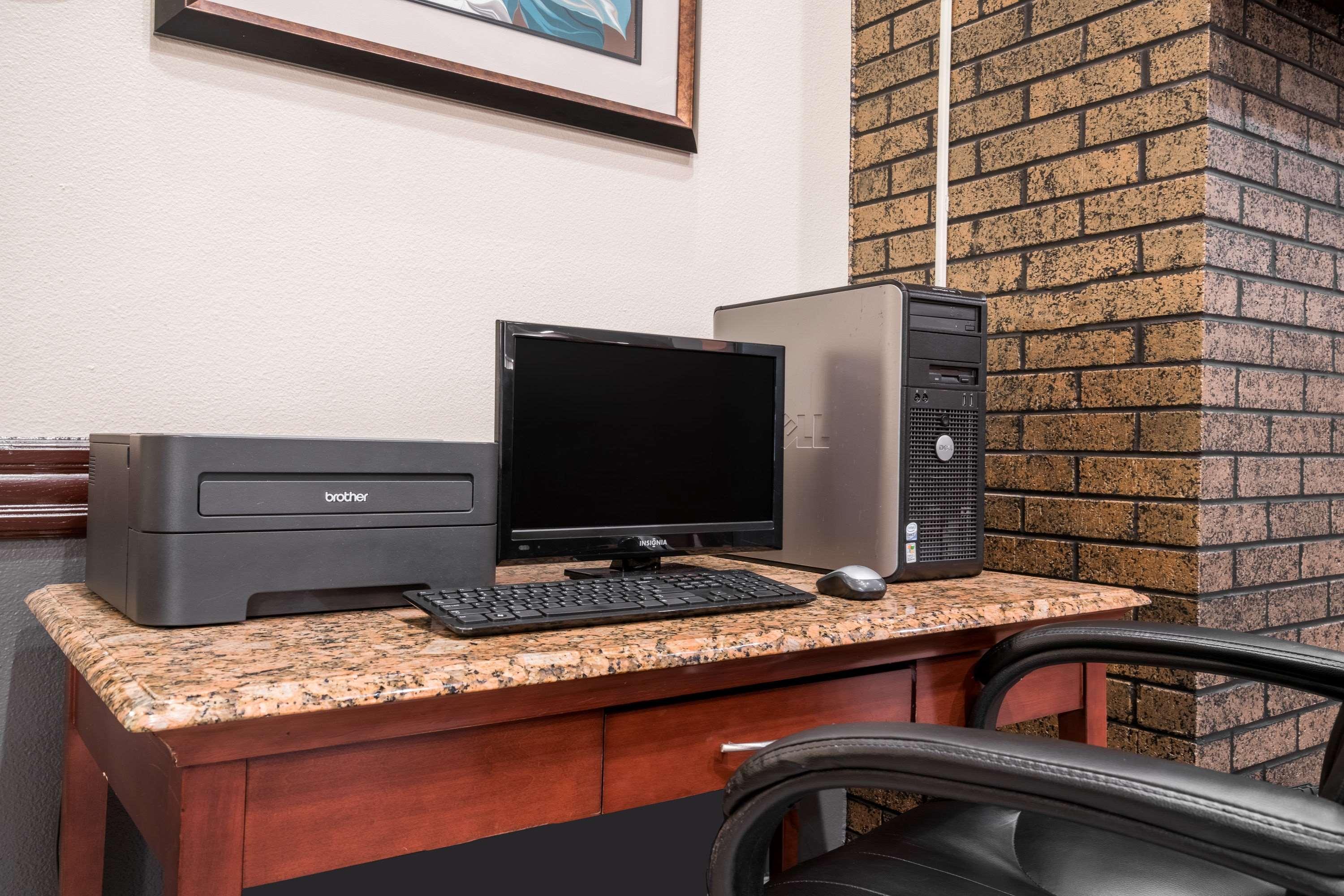 Baymont By Wyndham Bloomington Msp Airport Motel 2*