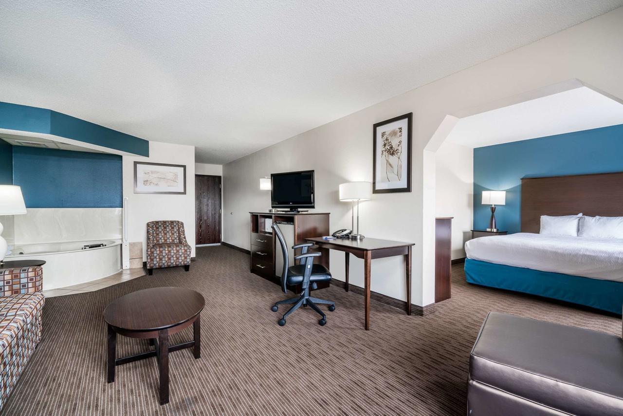 Baymont By Wyndham Bloomington Msp Airport 2*